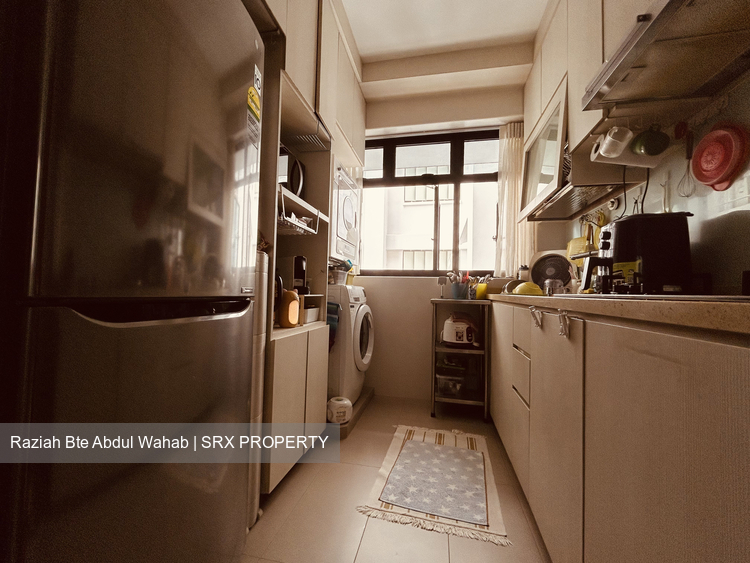 Buangkok Square (Hougang), HDB 2 Rooms #406922321